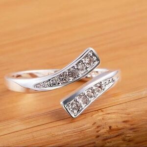 The Tibetan Bypass Ring adjustable w cubic zirconia